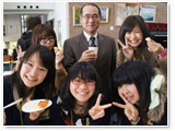 学長と祝う誕生会