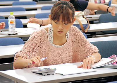 経理・金融フィールド