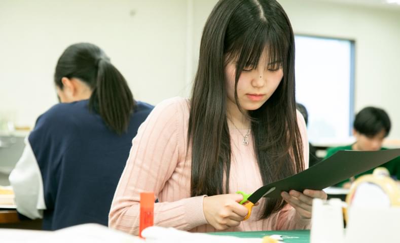 1限目「造形表現」