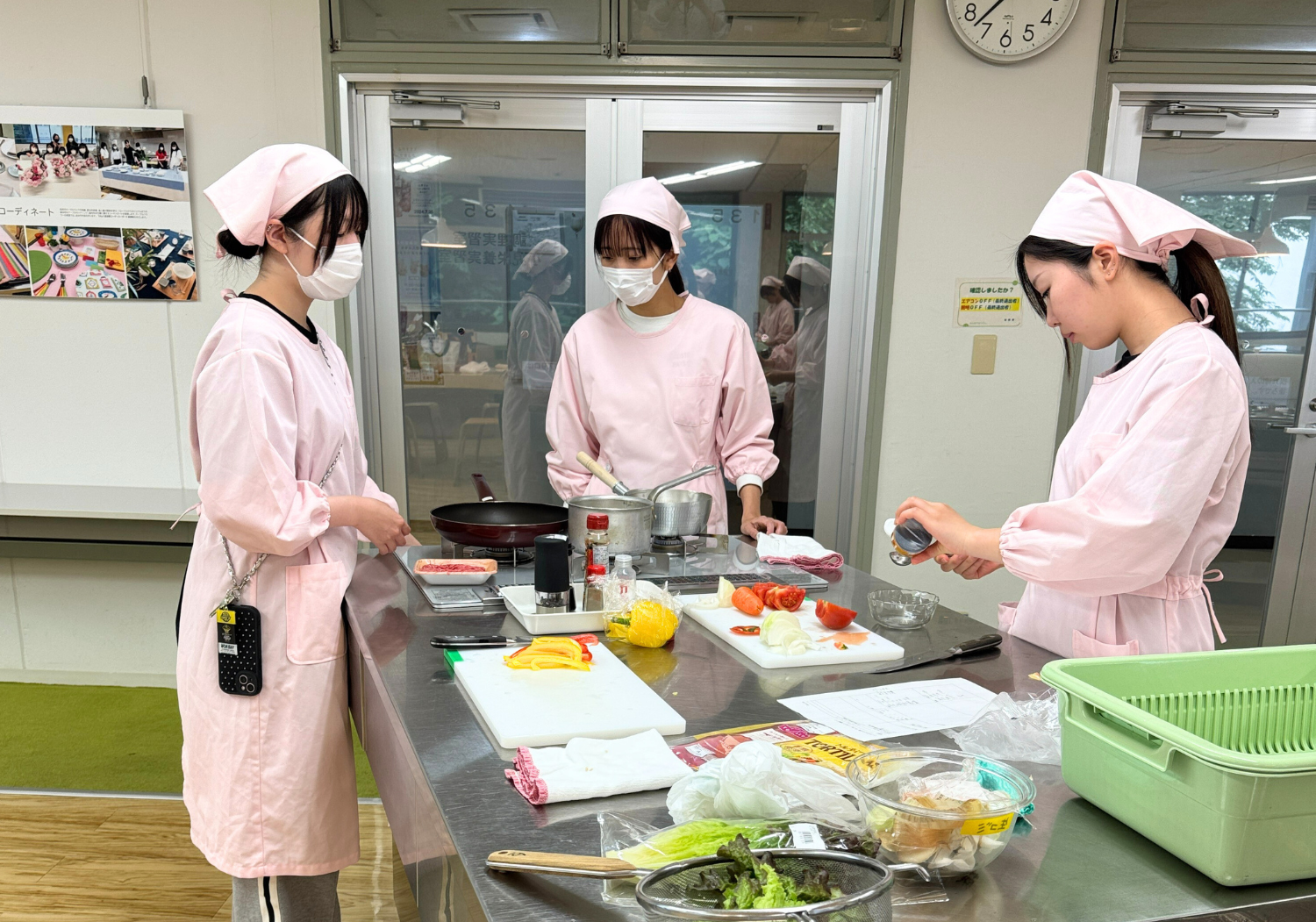 https://www.shohoku.ac.jp/exam/info/images/0713_lunch_1.png