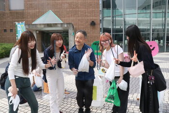学生教職員一緒に①.JPG