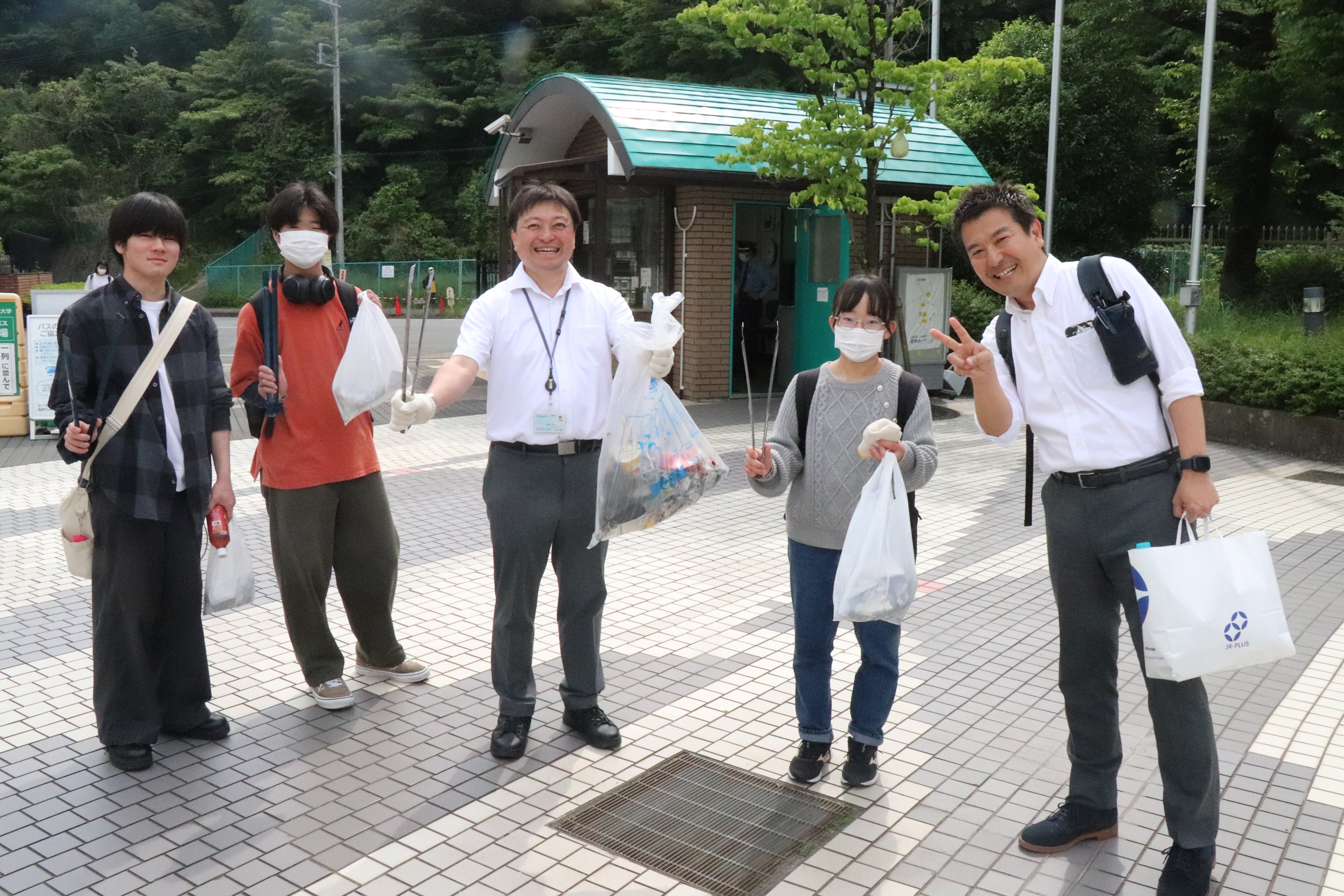 https://www.shohoku.ac.jp/total/images/845dac39131099000b3a83135b414cb44d0e8bf7.JPG