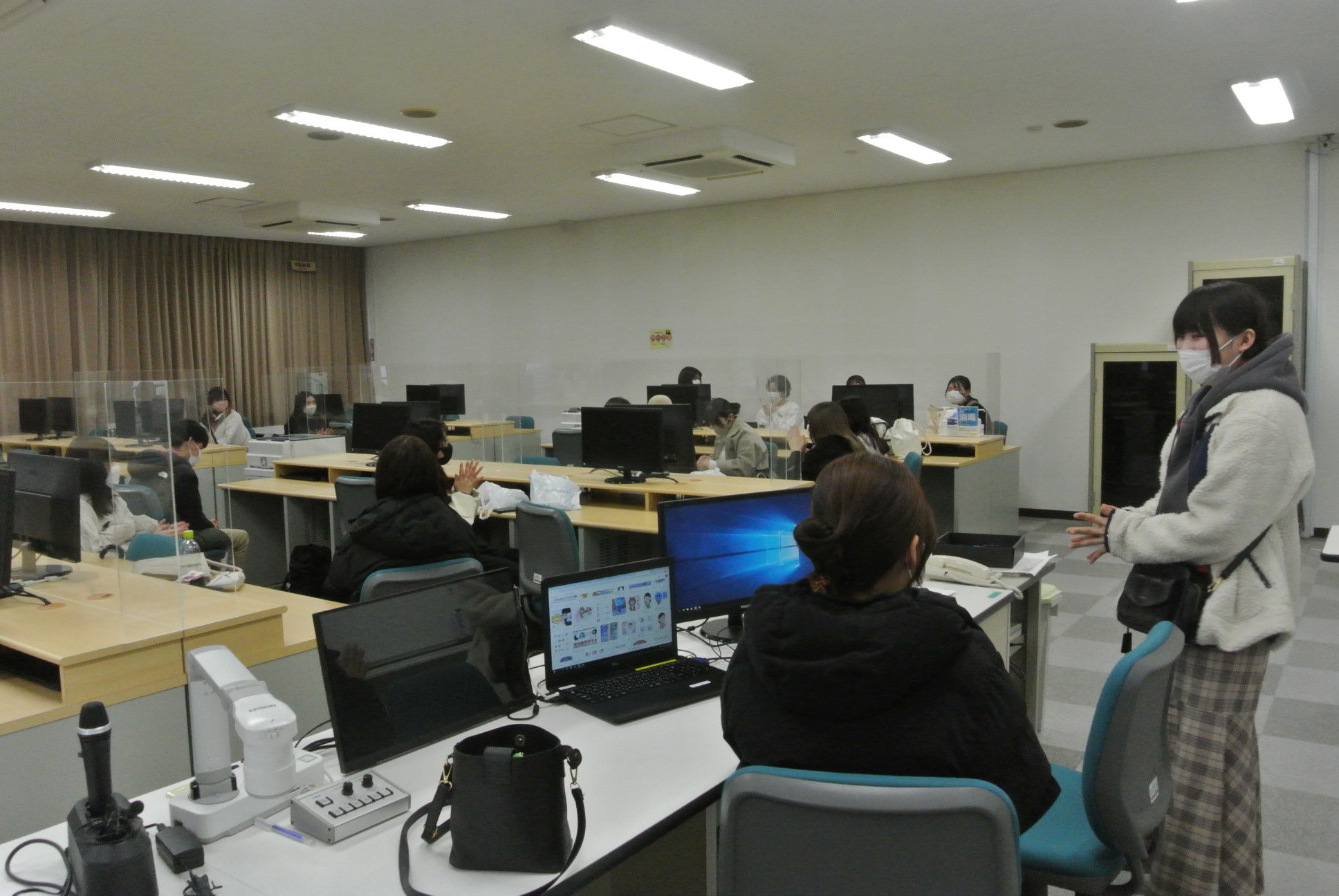 https://www.shohoku.ac.jp/total/total/images/DSC_1863.JPG